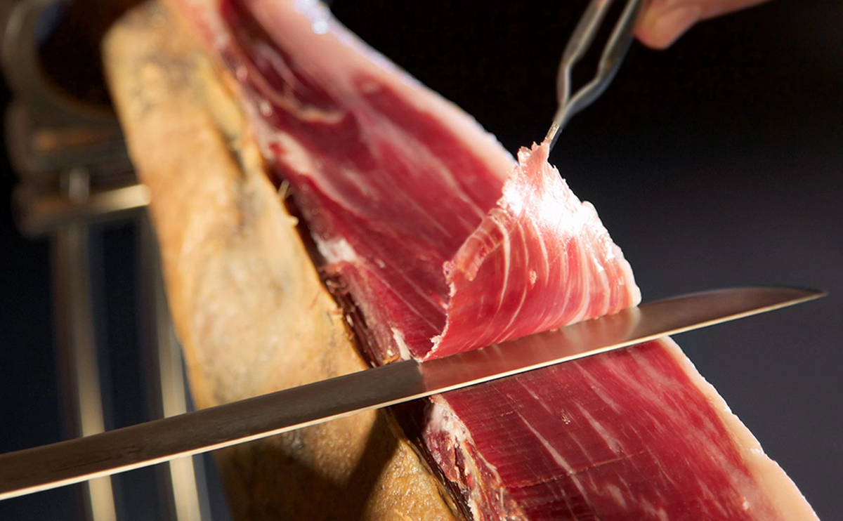 Cómo cortar jamón ibérico | La guía completa para hacerlo casi como un profesional